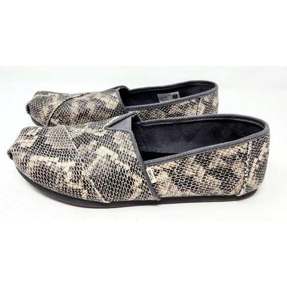 Toms faux snakeskin print Flats Loafers women's size 9.5 - Picture 2 of 7